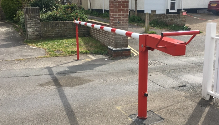 راهنمای خرید و قیمت و ساخت بولارد فلزی یا راهبند فلزی